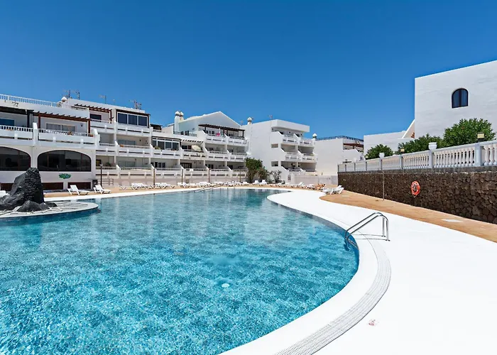 Casa Ayram With Private Terrace & Pool Next To Beach